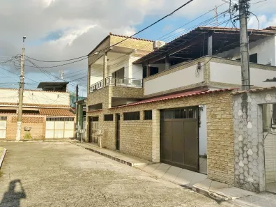 Casa com 4 Quartos à venda, 219m² no Vila Nova, Nova Iguaçu