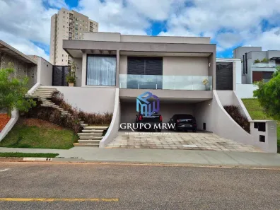Casa de Condomínio com 3 Quartos à venda, 243m² no Jardim Guadalajara, Sorocaba