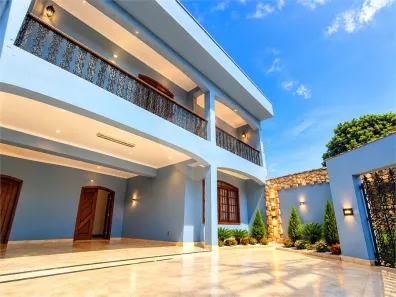 Casa com 3 Quartos para alugar, 250m² no Vila Teller, Indaiatuba