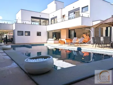 Casa de Condomínio com 4 Quartos à venda, 380m² no Residencial Green Village, Atibaia