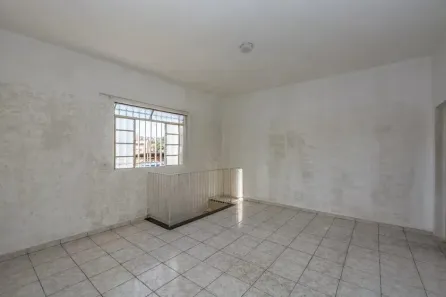 Casa com 2 Quartos à venda, 280m² no João Pinheiro, Belo Horizonte