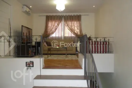Casa com 4 Quartos à venda, 140m² no Santo Antônio, Porto Alegre