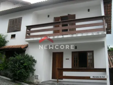 Casa de Condomínio com 4 Quartos à venda, 180m² no Maria Paula, Niterói