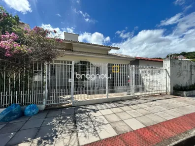 Casa com 4 Quartos à venda, 289m² no Itacorubi, Florianópolis