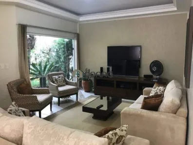 Casa com 6 Quartos à venda, 341m² no Jardim São Bento, Uberaba