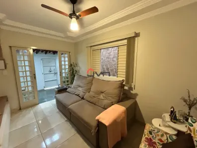 Casa com 3 Quartos à venda, 173m² no Planalto, Uberlândia