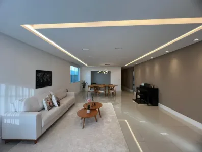 Casa com 3 Quartos à venda, 219m² no Grama, Juiz de Fora