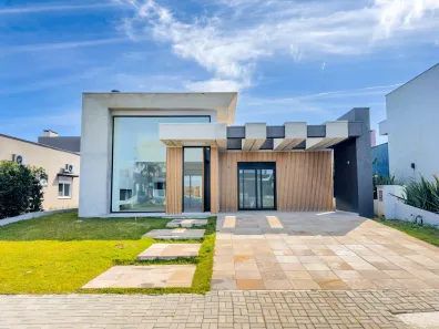 Casa de Condomínio com 4 Quartos à venda, 180m² no Capão da Canoa, Capão da Canoa