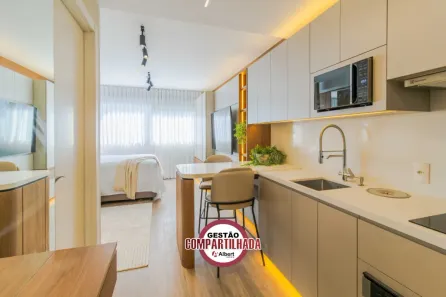 Apartamento com 1 Quarto para alugar, 29m² no Mont Serrat, Porto Alegre