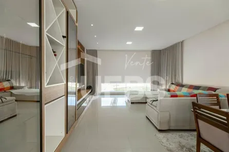 Casa de Condomínio com 4 Quartos à venda, 450m² no , Hidrolândia