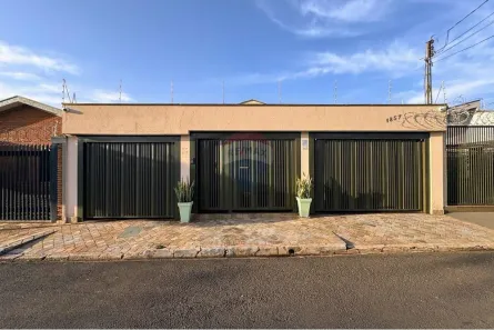 Casa com 3 Quartos à venda, 155m² no Campos Elíseos, Ribeirão Preto