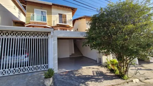 Casa com 2 Quartos à venda, 250m² no Jardim Rio das Pedras, Cotia