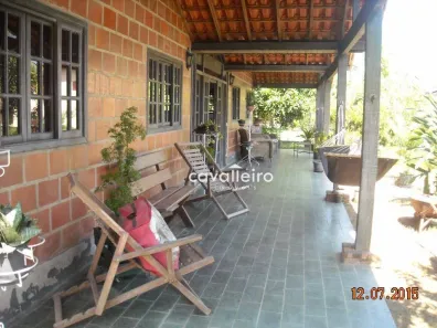 Fazenda/Sítio com 7 Quartos à venda, 660m² no Caxito, Maricá