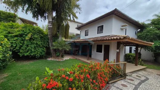 Casa de Condomínio com 3 Quartos para alugar, 160m² no Buraquinho, Lauro de Freitas
