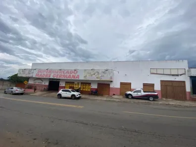 com 4 Quartos à venda, 750m² no Conjunto Habitacional Madre Germana II, Goiânia