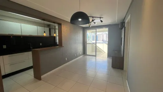 Apartamento com 2 Quartos para alugar, 68m² no Itacorubi, Florianópolis