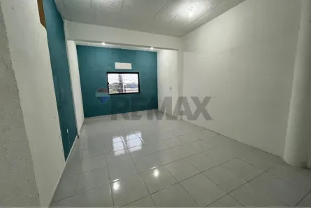 Sala Comercial para alugar, 13m² no Vila Torres Galvão, Paulista