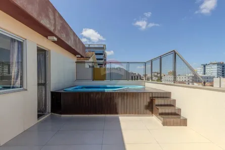 Cobertura com 4 Quartos à venda, 195m² no Centro, Santa Maria