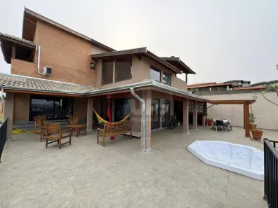 Casa de Condomínio com 3 Quartos à venda, 360m² no Recanto dos Universitários, Rio das Pedras