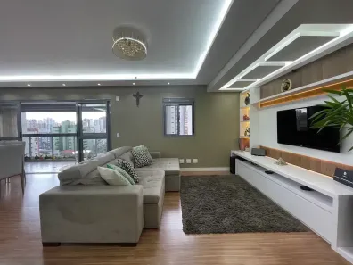 Apartamento com 3 Quartos à venda, 134m² no Água Verde, Curitiba