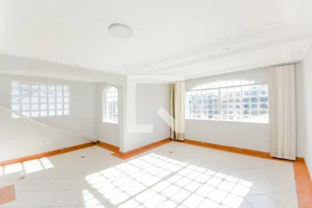 Casa com 3 Quartos à venda, 200m² no Jardim do Papai, Guarulhos