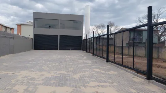 Ponto Comercial para alugar, 300m² no Restinga, Porto Alegre