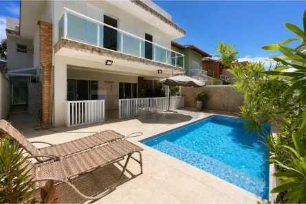Casa de Condomínio com 4 Quartos para alugar, 300m² no Parque Balneario Oasis, Peruíbe