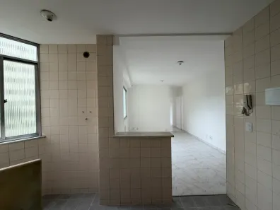 Apartamento com 2 Quartos para alugar, 46m² no Anil, Rio de Janeiro