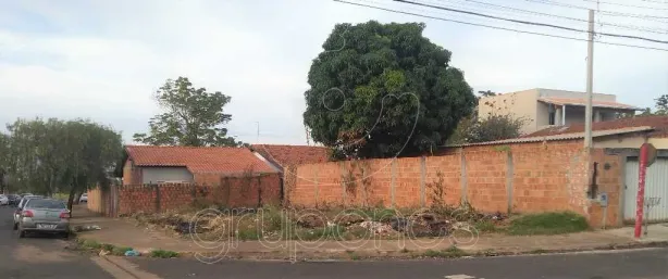 Lote/Terreno à venda, 200m² no Jardim Maria Luiza, Araraquara