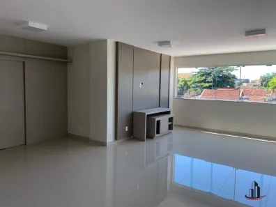 Apartamento com 3 Quartos para alugar, 112m² no Santa Maria, Uberaba
