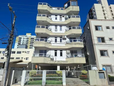 Cobertura com 2 Quartos para alugar, 200m² no Kobrasol, São José