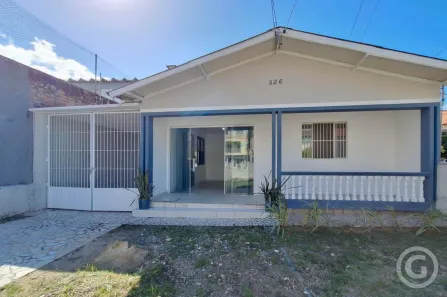 Casa com 2 Quartos para alugar, 100m² no Barreiros, São José