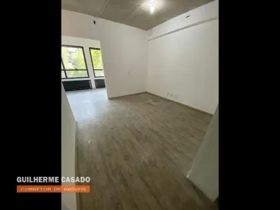 Sala Comercial para alugar, 66m² no Jardim Lambreta, Cotia