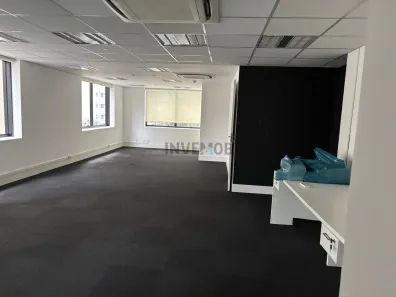 Sala Comercial para alugar, 162m² no Itaim Bibi, São Paulo