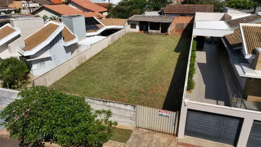Lote/Terreno à venda, 490m² no Centro, Cambé