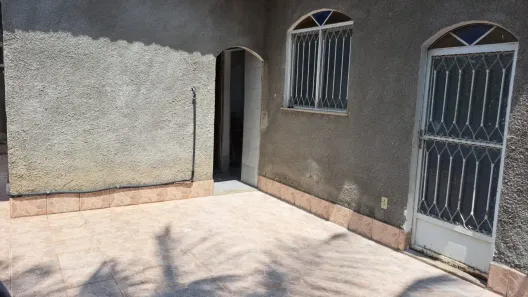 Sobrado com 1 Quarto para alugar, 30m² no Pavuna, Rio de Janeiro
