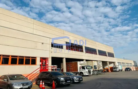 Galpão/Depósito/Armazém para alugar, 4563m² no Centro Comercial Jubran, Barueri