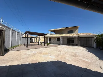 Sobrado com 5 Quartos para alugar, 300m² no Parque Manibura, Fortaleza