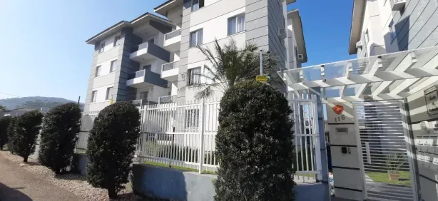Apartamento com 3 Quartos para alugar, 61m² no São Marcos, Joinville
