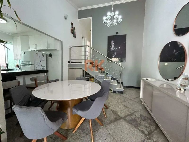 Casa com 3 quartos — Ouro Preto, Belo Horizonte
