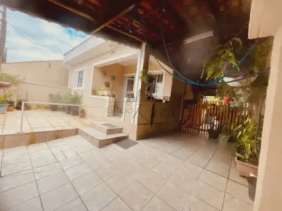 Casa com 5 Quartos à venda, 175m² no Santa Cruz dos Lázaros, Jacareí