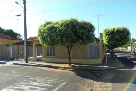 Casa com 3 Quartos à venda, 155m² no Vila Alegrete, Martinópolis