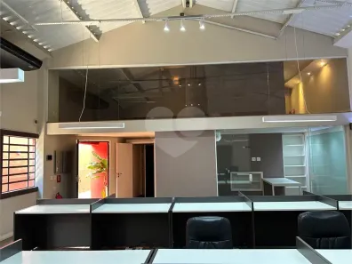 Prédio Comercial para venda ou aluguel, 400m² no Vila Hamburguesa, São Paulo