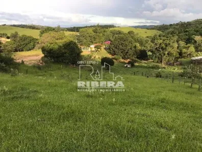 Fazenda/Sítio com 3 Quartos à venda, 160m² no Brigadeiro Tobias, Sorocaba