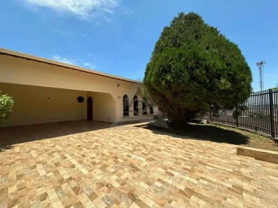 Casa com 3 Quartos para alugar, 140m² no Parque Jambeiro, Campinas