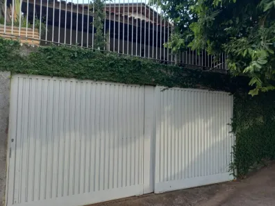 Casa com 2 Quartos à venda, 174m² no Vila Dubus, Presidente Prudente