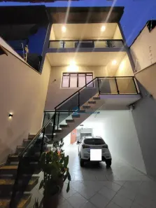 Sobrado com 3 Quartos à venda, 250m² no Jardim Las Vegas, Santo André
