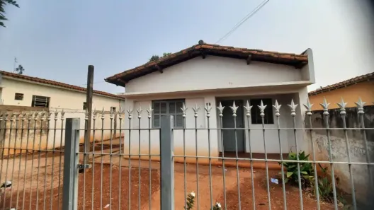 Casa com 2 Quartos à venda, 63m² no Vila Guilhermina, Cosmópolis