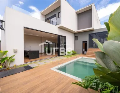 Casa de Condomínio com 3 Quartos à venda, 244m² no Jardins Porto, Senador Canedo