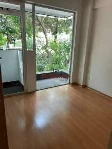 Apartamento com 3 Quartos para alugar, 135m² no Santo Antônio, Belo Horizonte